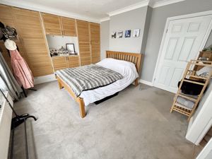 Bedroom- click for photo gallery